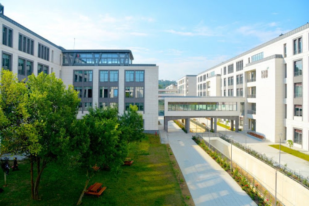 İSTANBUL TÜRK ALMAN ÜNİV.  KAMPÜS BİNALARI
