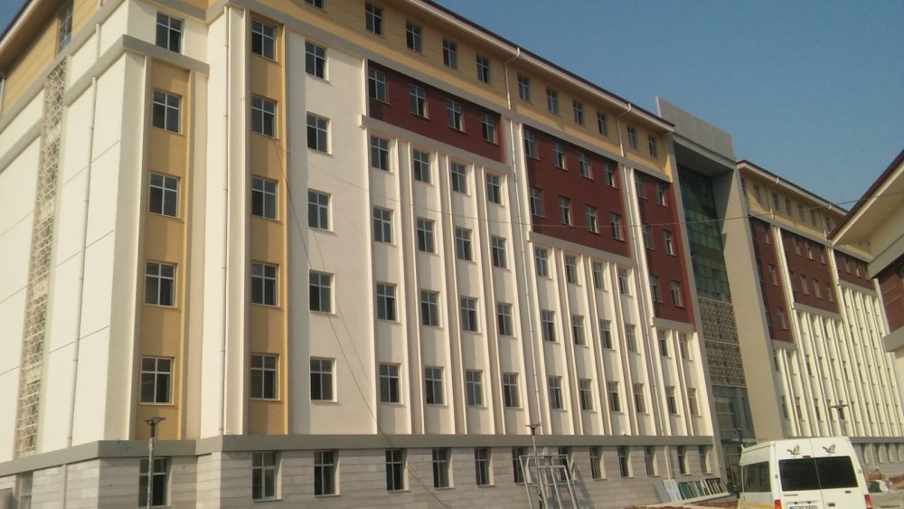 ADANA ÇUKUROVA ÜNİV. 1000 KİŞİLİK  ÖĞRENCİ YURDU